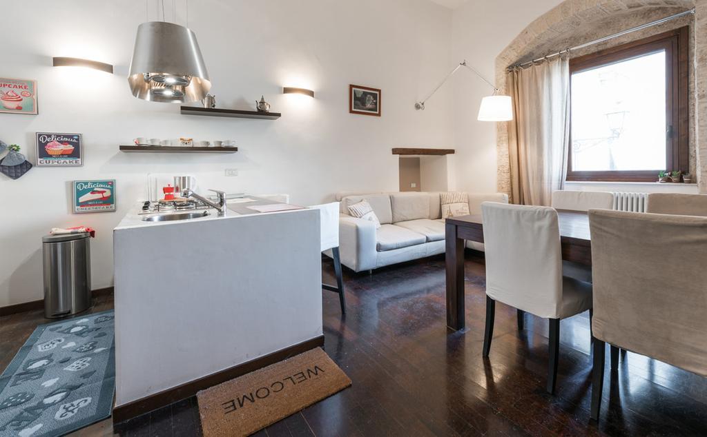 Apartments Arco Basso Бари Екстериор снимка